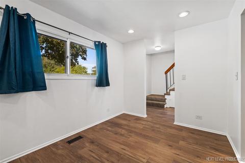 651 Harbor Ter, Bartlett, IL 60103 photo 5