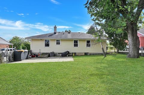 300 E Maple Ave, Roselle, IL 60172 photo 15