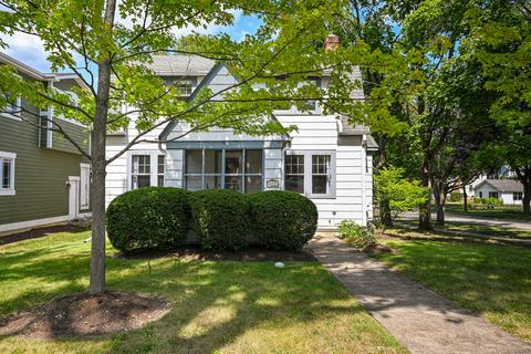 623 E Willow Ave, Wheaton, IL 60187 photo 3