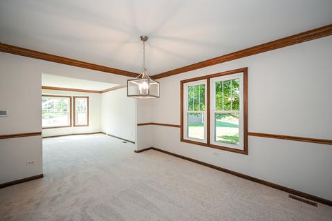 1919 Emily Ct, Wheaton, IL 60187 photo 7