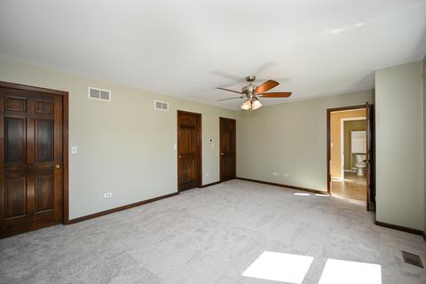 1919 Emily Ct, Wheaton, IL 60187 photo 23