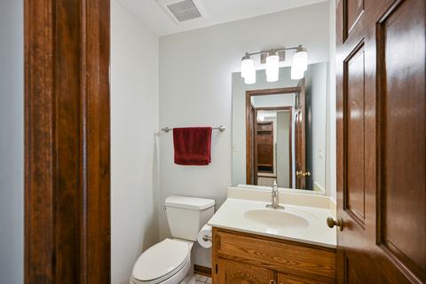 1919 Emily Ct, Wheaton, IL 60187 photo 20