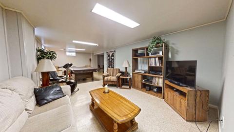 905 E Sunnycrest Dr, Urbana, IL 61801 photo 17