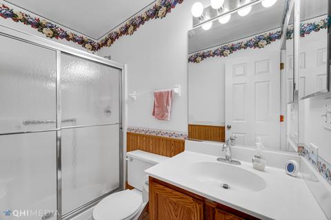 55 Newberry Ct, Elgin, IL 60124 photo 16