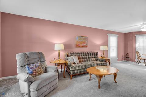 55 Newberry Ct, Elgin, IL 60124 photo 9