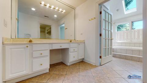 308 S Mount Prospect Rd, Des Plaines, IL 60016 photo 21
