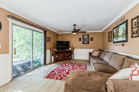 140 Timber Ln, Lindenhurst, IL 60046 photo 10