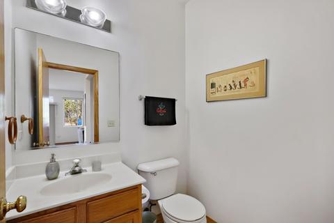 140 Ash Dr, Bolingbrook, IL 60490 photo 8