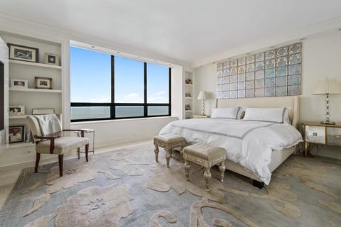 180 E Pearson St #6601, Chicago, IL 60611 photo 17