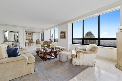 180 E Pearson St #6601, Chicago, IL 60611 photo 6