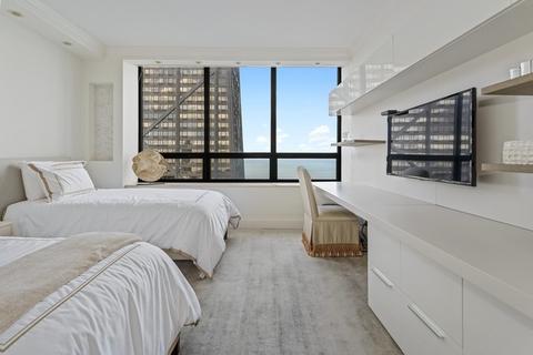 180 E Pearson St #6601, Chicago, IL 60611 photo 24