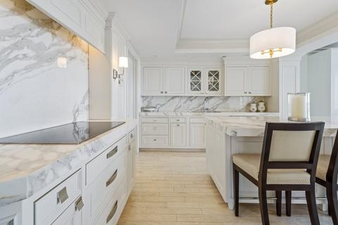 180 E Pearson St #6601, Chicago, IL 60611 photo 11