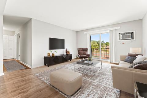 128 E Bailey Rd #M, Naperville, IL 60565 photo 3