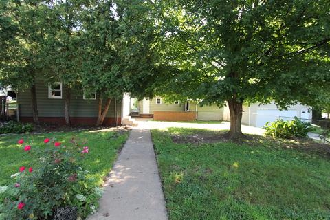 512 S Evans St, Bloomington, IL 61701 photo 6