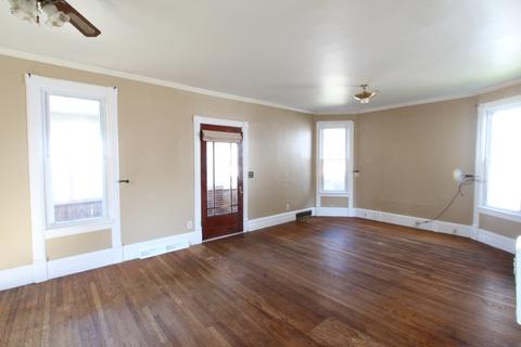 512 S Evans St, Bloomington, IL 61701 photo 9