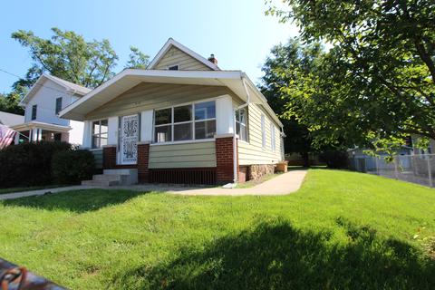 512 S Evans St, Bloomington, IL 61701 photo 1