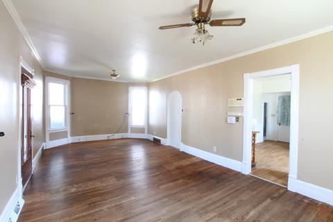 512 S Evans St, Bloomington, IL 61701 photo 10