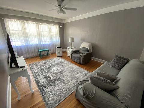 2830 E 93 St, Chicago, IL 60617 photo 2
