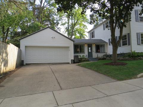 53 S Union St, Elgin, IL 60123 photo 4