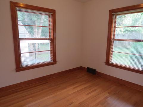 53 S Union St, Elgin, IL 60123 photo 11