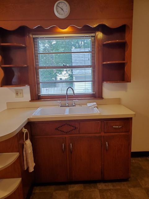 53 S Union St, Elgin, IL 60123 photo 6