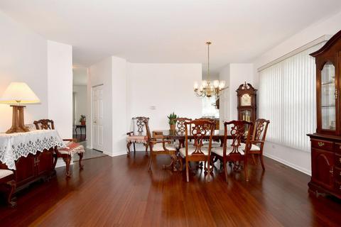 702 Meadow Dr, Des Plaines, IL 60016 photo 8