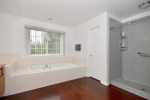 702 Meadow Dr, Des Plaines, IL 60016 photo 30