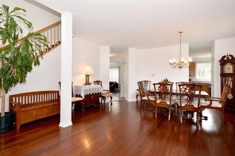 702 Meadow Dr, Des Plaines, IL 60016 photo 7