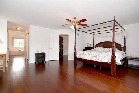 702 Meadow Dr, Des Plaines, IL 60016 photo 27