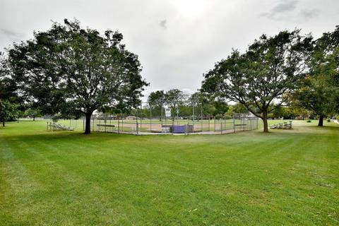 702 Meadow Dr, Des Plaines, IL 60016 photo 47