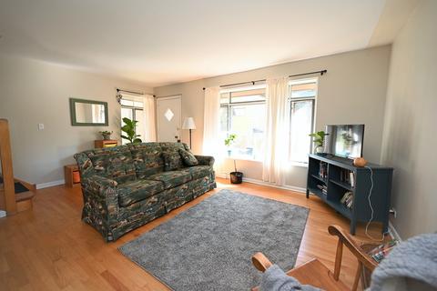 822 Dodge Ave, Evanston, IL 60202 photo 6