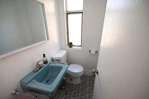 822 Dodge Ave, Evanston, IL 60202 photo 11