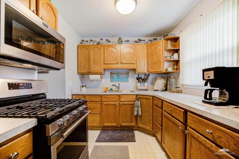 81 Circle Dr, Montgomery, IL 60538 photo 7