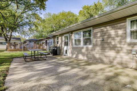 81 Circle Dr, Montgomery, IL 60538 photo 21
