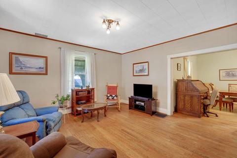 102 E Walnut St, Tolono, IL 61880 photo 12