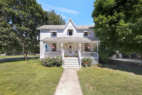 102 E Walnut St, Tolono, IL 61880 photo 1
