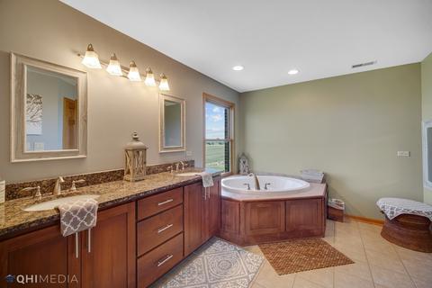 2053 E Kentucky Rd, Beecher, IL 60401 photo 23