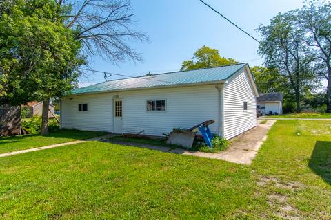 215 Spencer St, Dwight, IL 60420 photo 4