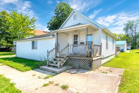 215 Spencer St, Dwight, IL 60420 photo 1