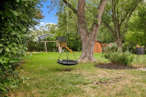 910 W Firestone Dr, Hoffman Estates, IL 60192 photo 29