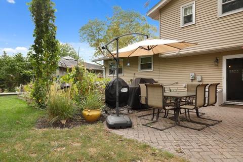 910 W Firestone Dr, Hoffman Estates, IL 60192 photo 27