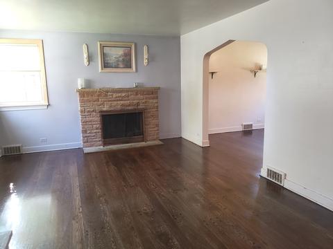 124 N Third Ave, Des Plaines, IL 60016 photo 5