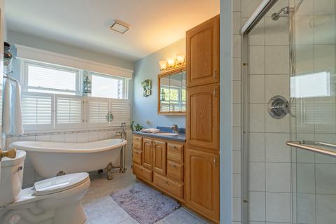 685 Heather Ln, Bartlett, IL 60103 photo 18
