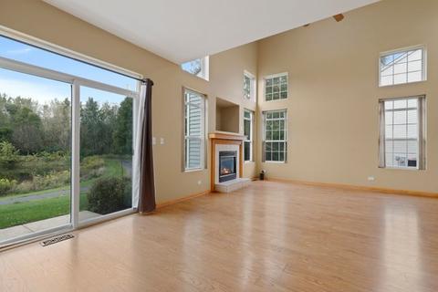 2464 Reflections Dr, Aurora, IL 60502 photo 3