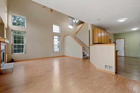 2464 Reflections Dr, Aurora, IL 60502 photo 4