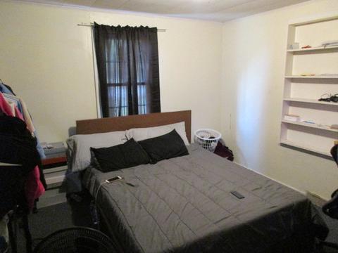 1071 Sullivan Rd, Aurora, IL 60506 photo 3