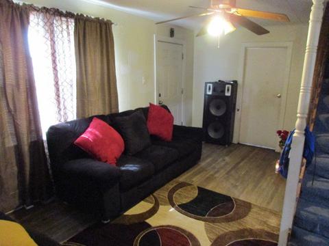 1071 Sullivan Rd, Aurora, IL 60506 photo 9