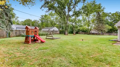 1255 Golfview St, Aurora, IL 60506 photo 22