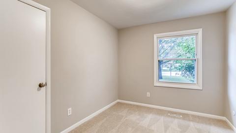 1255 Golfview St, Aurora, IL 60506 photo 17