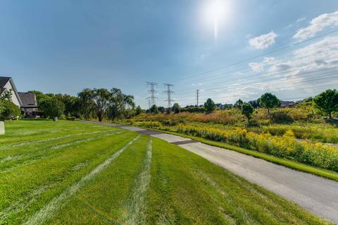 1900 Eton Dr, Hoffman Estates, IL 60192 photo 30